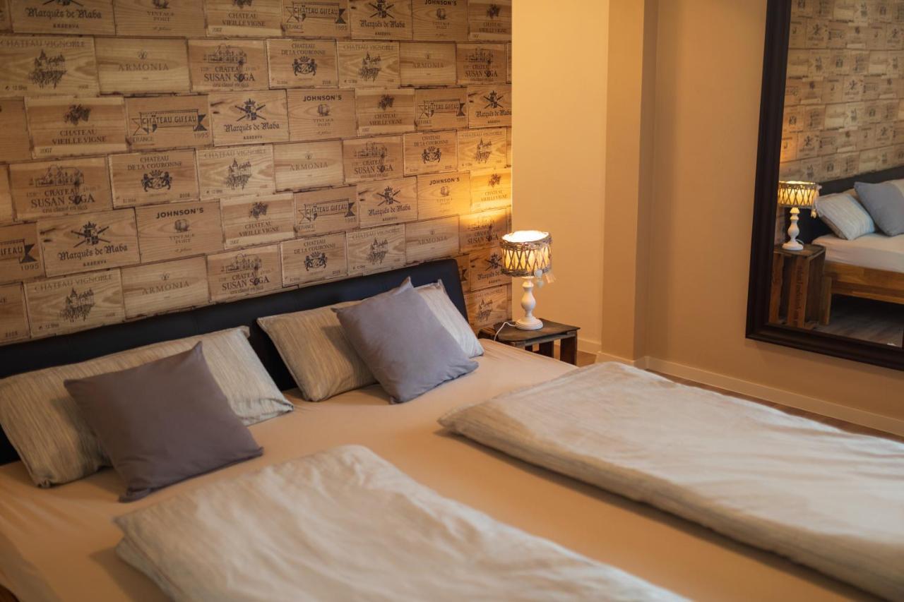 Ferienwohnung Moselpanorama ทราเบิน-ทราร์บาค ภายนอก รูปภาพ